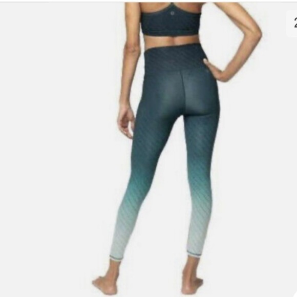 AR 33 Leggings Pant M Alpha Hi Waist Yoga Gym Green Ombré Pull On Unworn NWT $98 - Picture 1 of 16